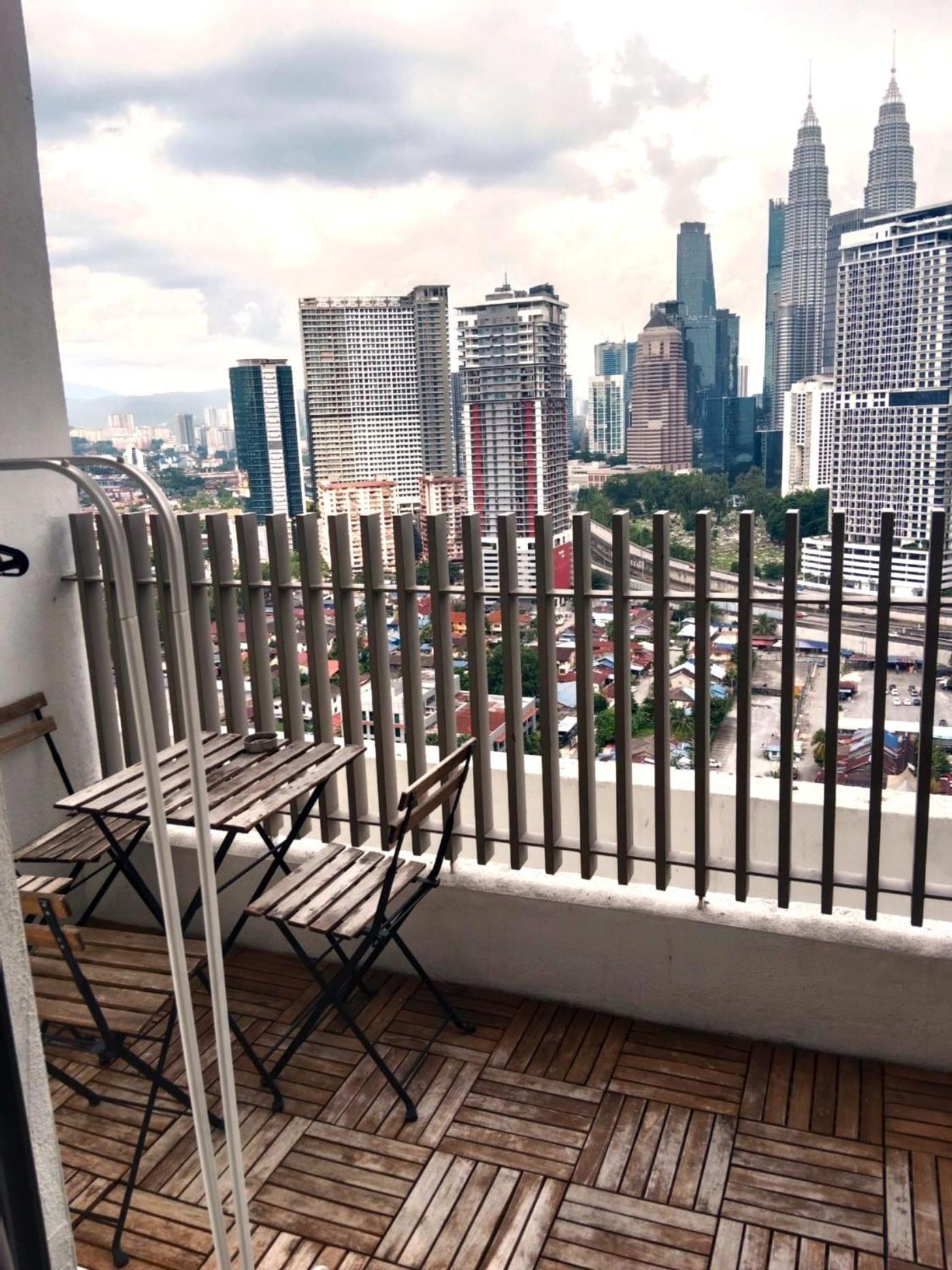 The Colony Klcc View By Nzv Apartment Kuala Lumpur Bagian luar foto