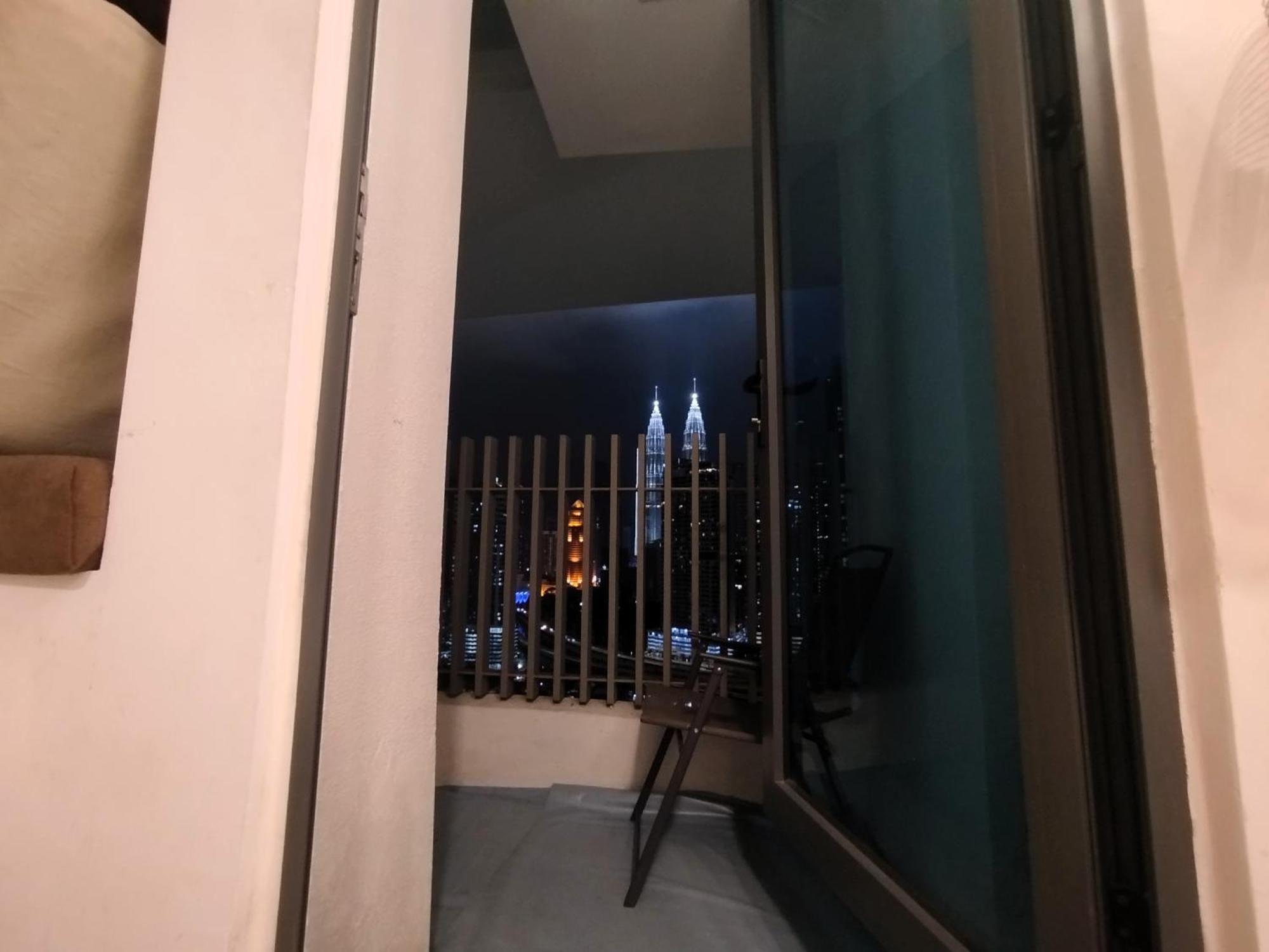 The Colony Klcc View By Nzv Apartment Kuala Lumpur Bagian luar foto