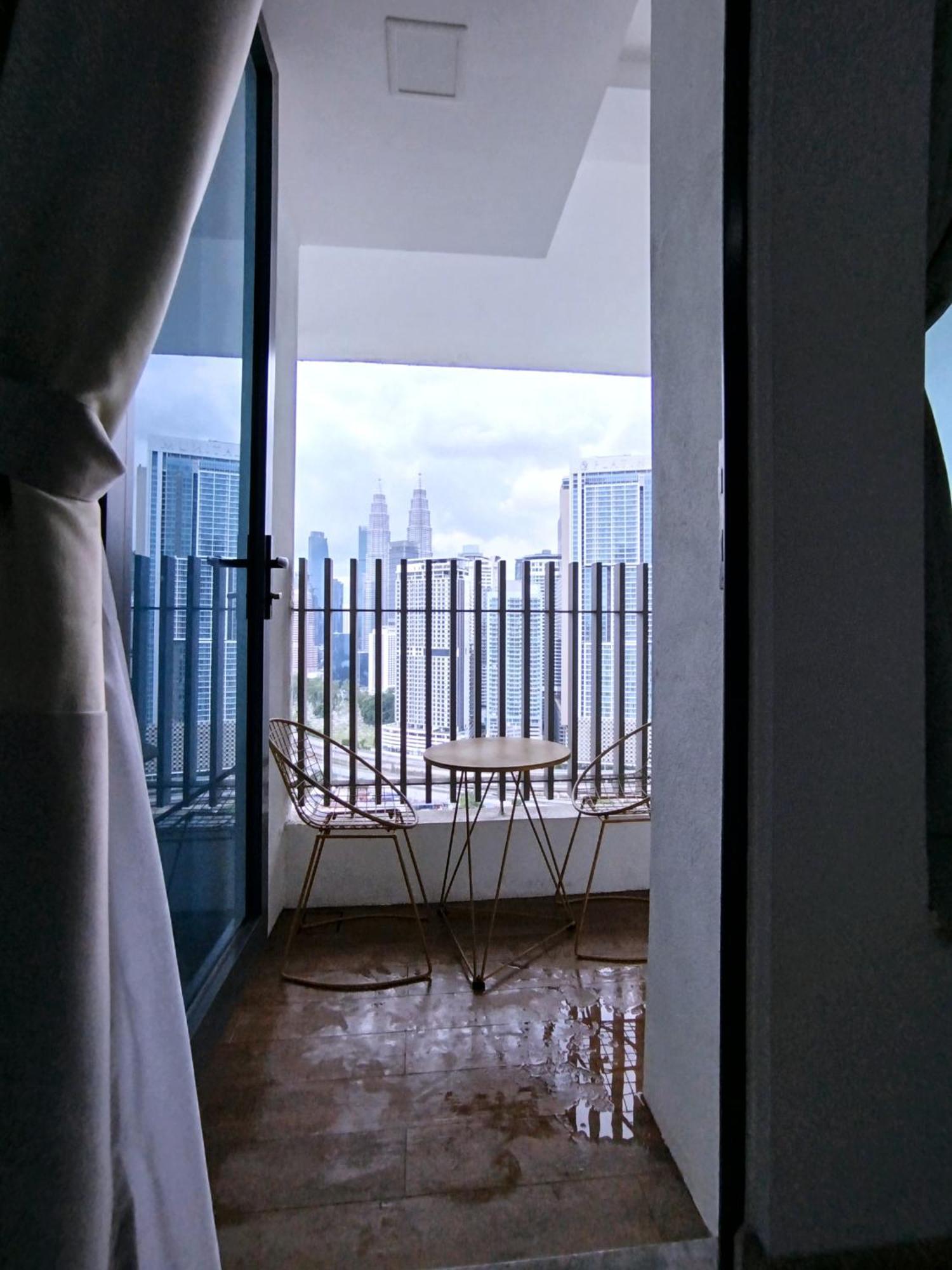 The Colony Klcc View By Nzv Apartment Kuala Lumpur Bagian luar foto