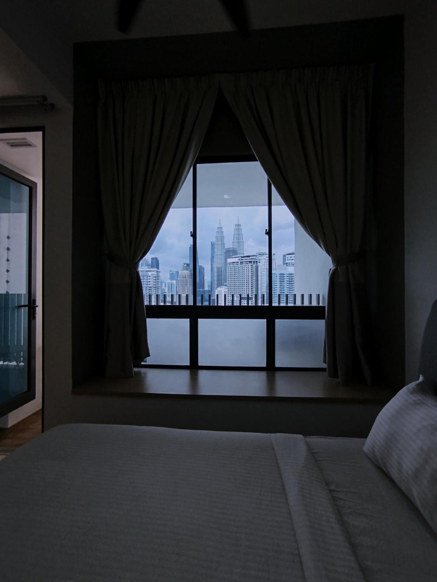 The Colony Klcc View By Nzv Apartment Kuala Lumpur Bagian luar foto